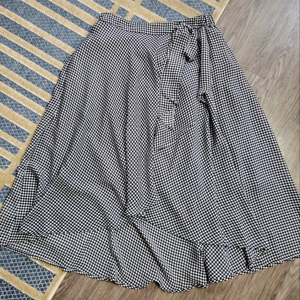🌸 NWT Elle Checkered Plaid Midi Skirt Tie Waist Gingham Black White SM